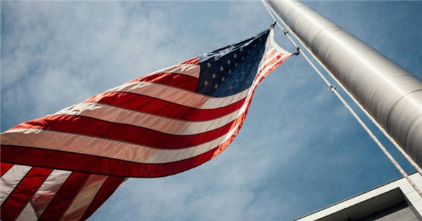 AWS计划为美国政府大幅扩展人工智能和超级计算能力