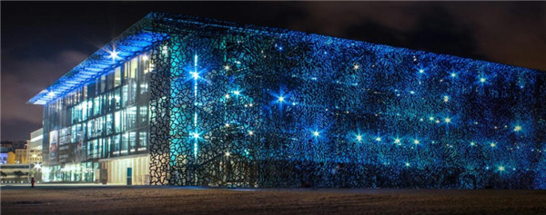 AI数据中心电力需求影响着云计算的增长-国外VPS测评网